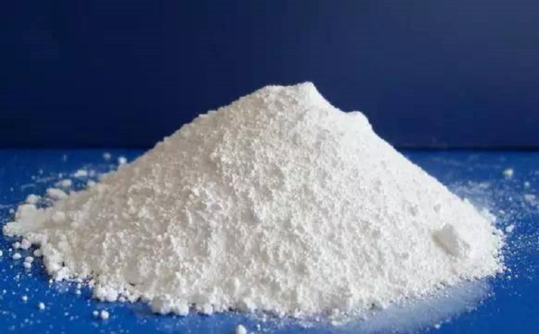 White powder of Titanium Dioxide